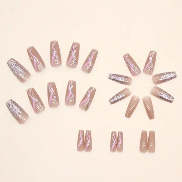 24 reusable sparkle press on nails - Picture 2 of 6